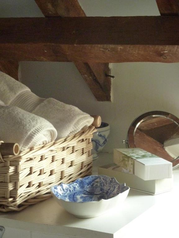 St Benedicts Byre B&B Crowhurst  Kamer foto